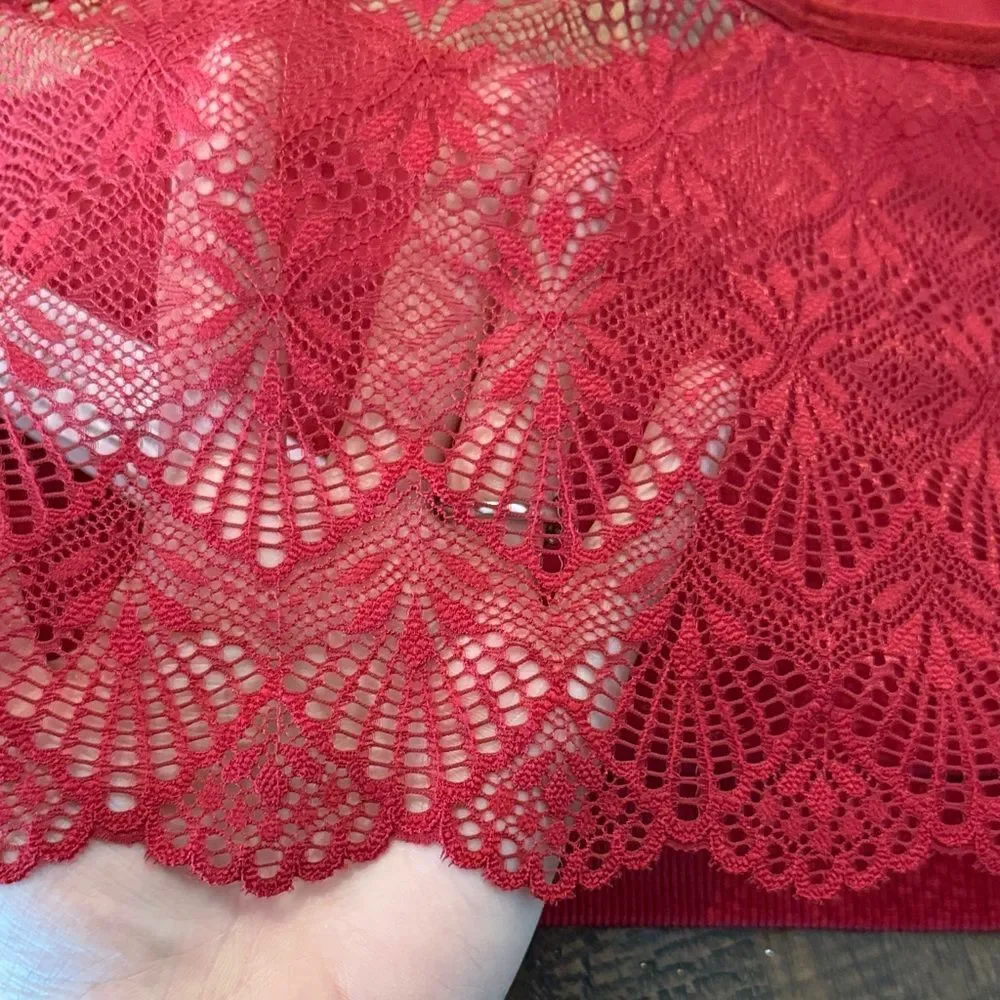 Gilly Hicks Ribbed Bralette Strappy Lace back